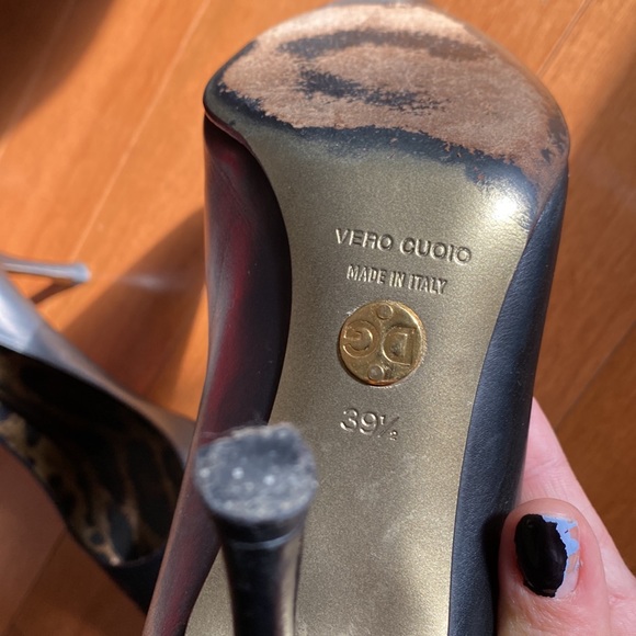 DOLCE & GABBANA Black Pumps - Picture 4 of 7